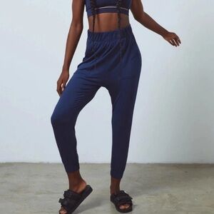 Lunya Women’s Soft Modal Draped Jogger Lounge Pants